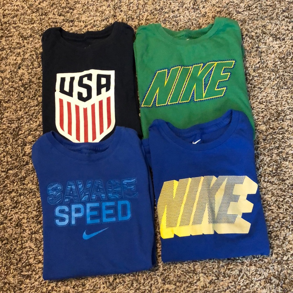 Boys Nike T-shirt lot.